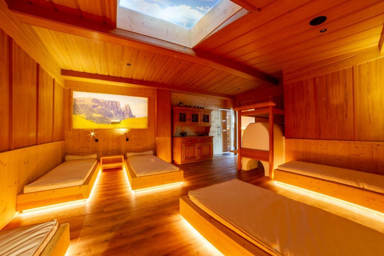 Hotel Castel Oswald Von Wolkenstein Castelrotto Dış mekan fotoğraf