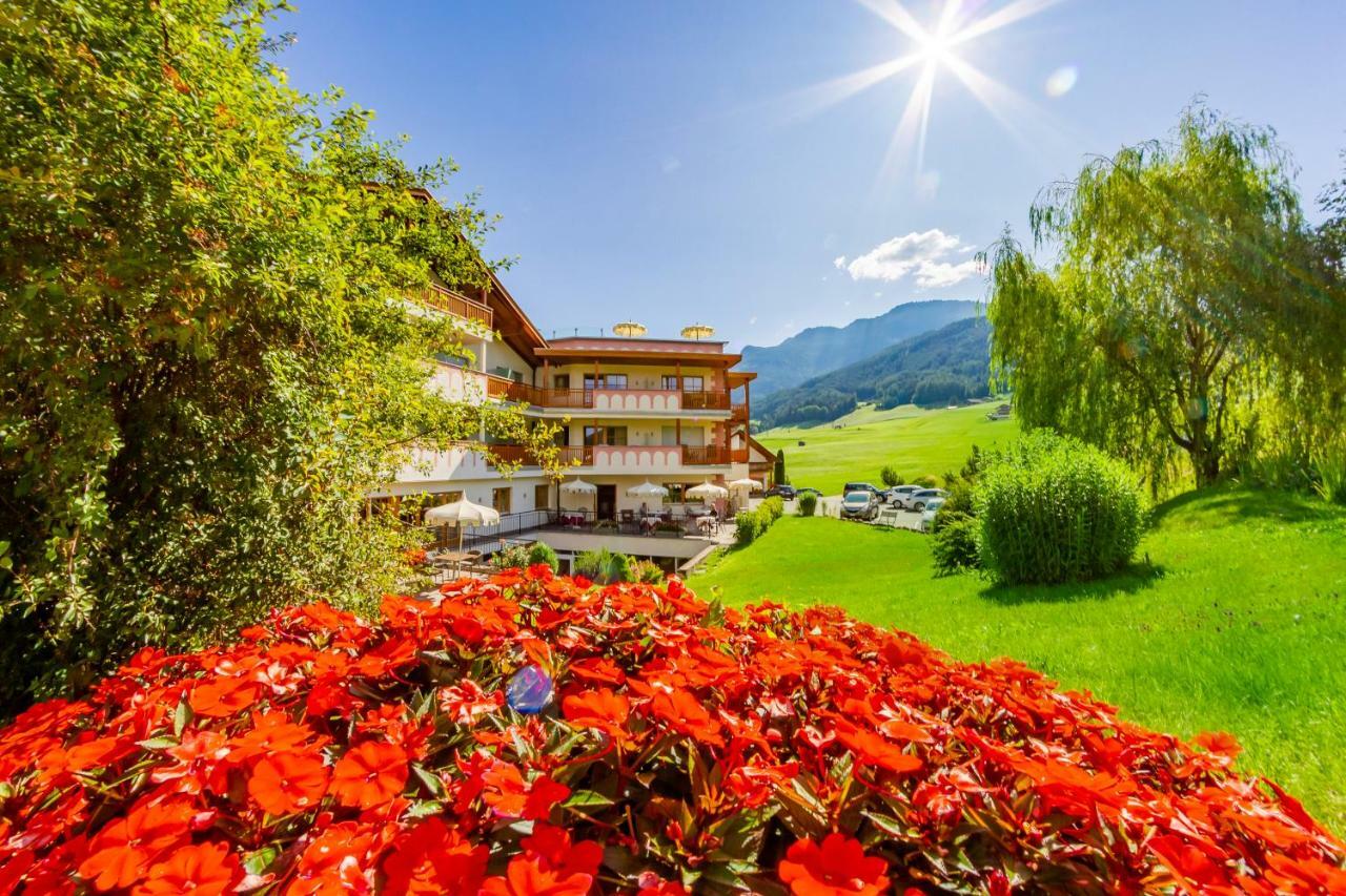 Hotel Castel Oswald Von Wolkenstein Castelrotto Dış mekan fotoğraf